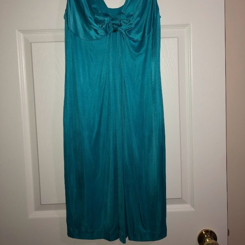 BCBG MaxAzria - Picture 7 of 7